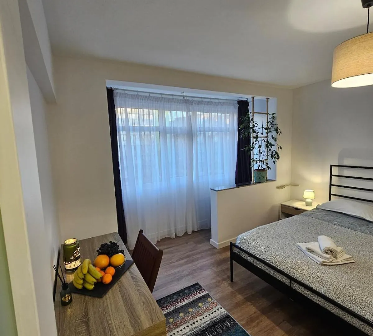 Central, Happy Apartment Wi Fi Bucharest Romania