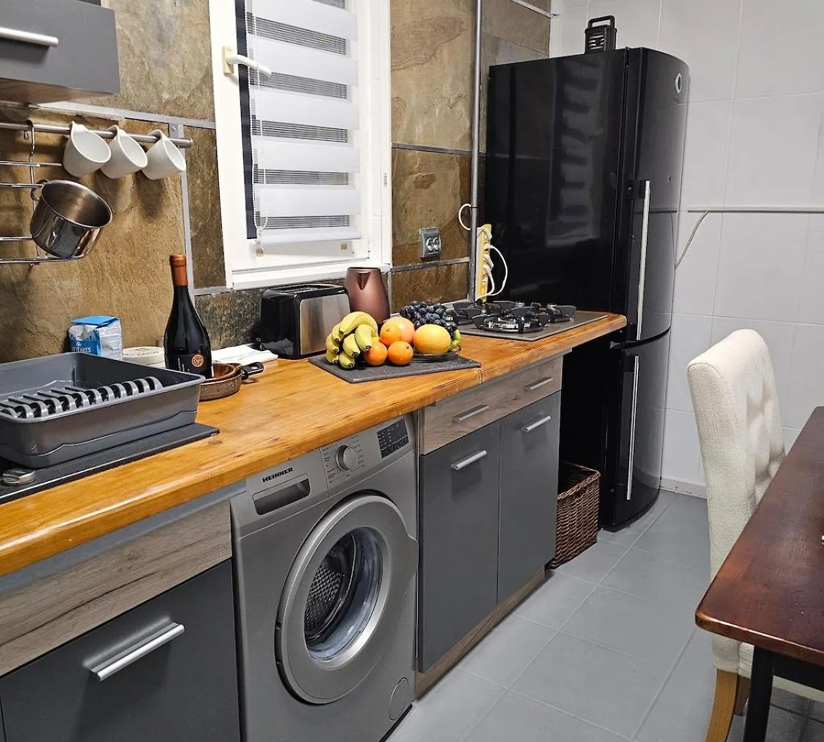Central, Happy Apartment Wi Fi Bucharest