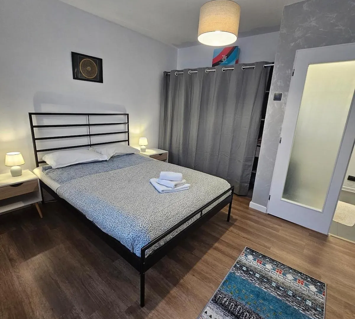 Central, Happy Apartment Wi Fi Bucharest