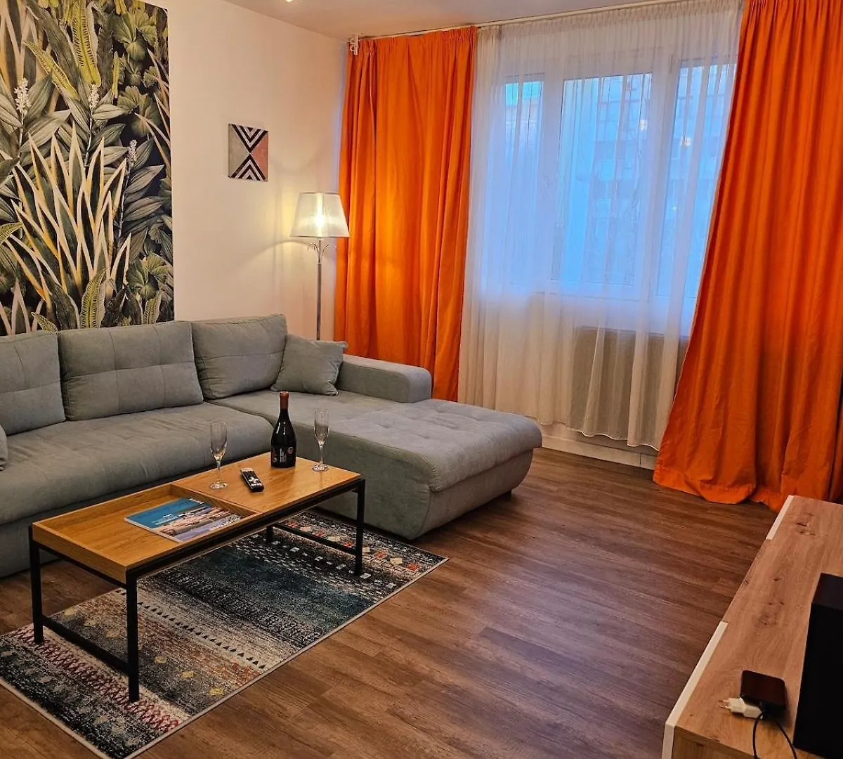 Central, Happy Apartment Wi Fi Bucharest