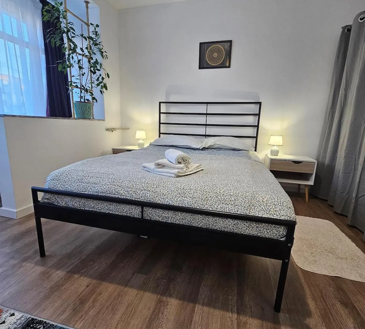 Central, Happy Apartment Wi Fi Bucharest 0*,